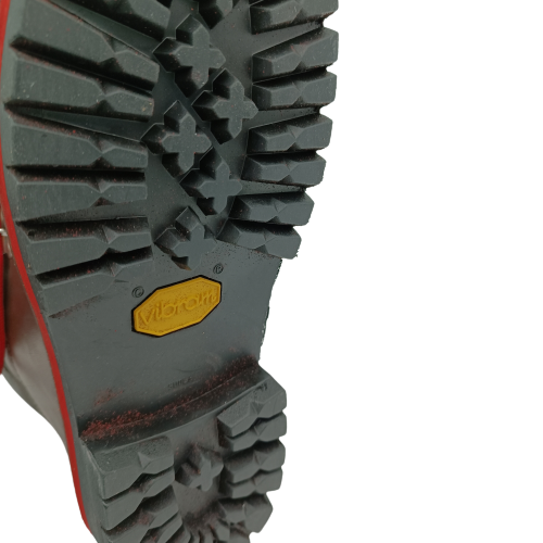 Scarpone in cuoio Ercole robusto con pelle toro pieno fiore fondo Vibram antiscivolo per lavoro e trekking